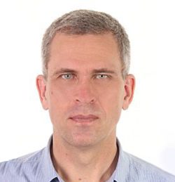 Photo13_ Prof Koen Mouthaan-e